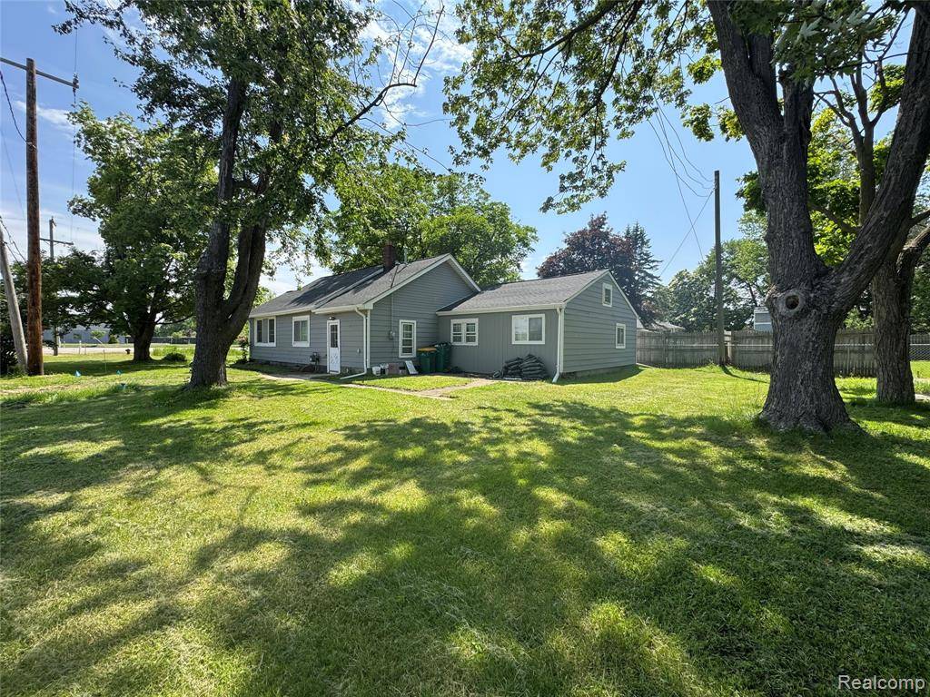 Romulus, MI 48174 2431,28112 Ecorse Road