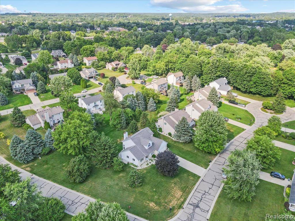 Oxford, MI 48371 4875,668 Eider Way
