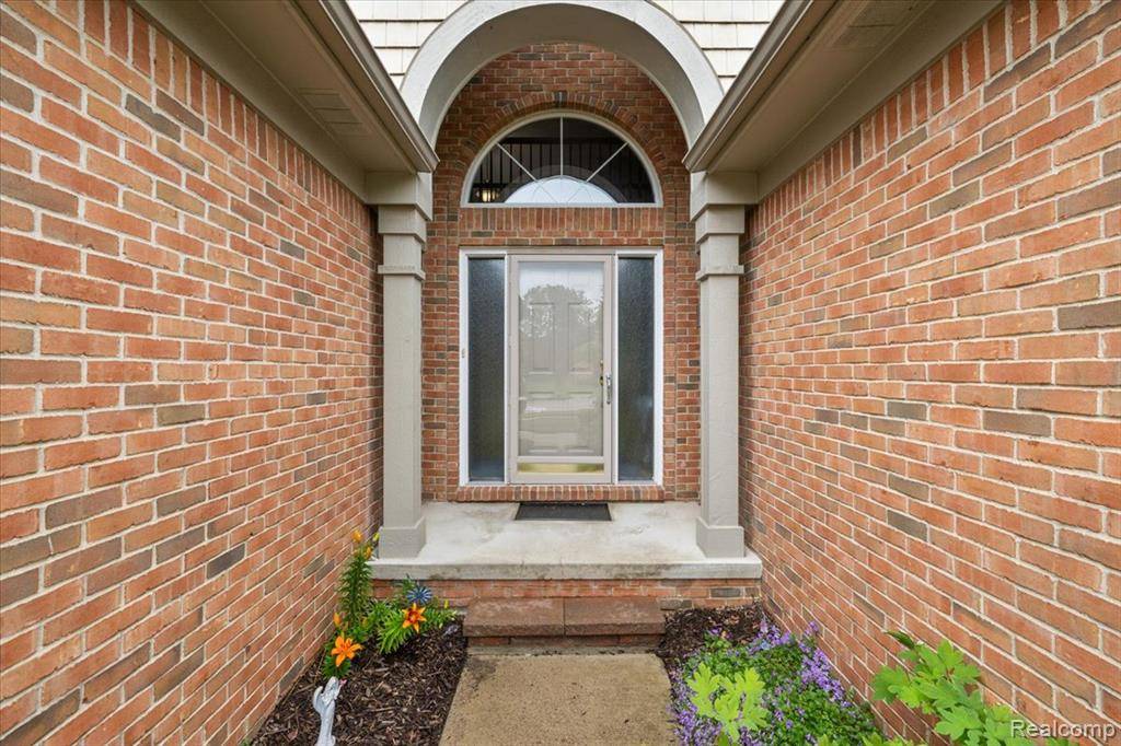 Chesterfield, MI 48047 4389,33847 Au Sable Drive