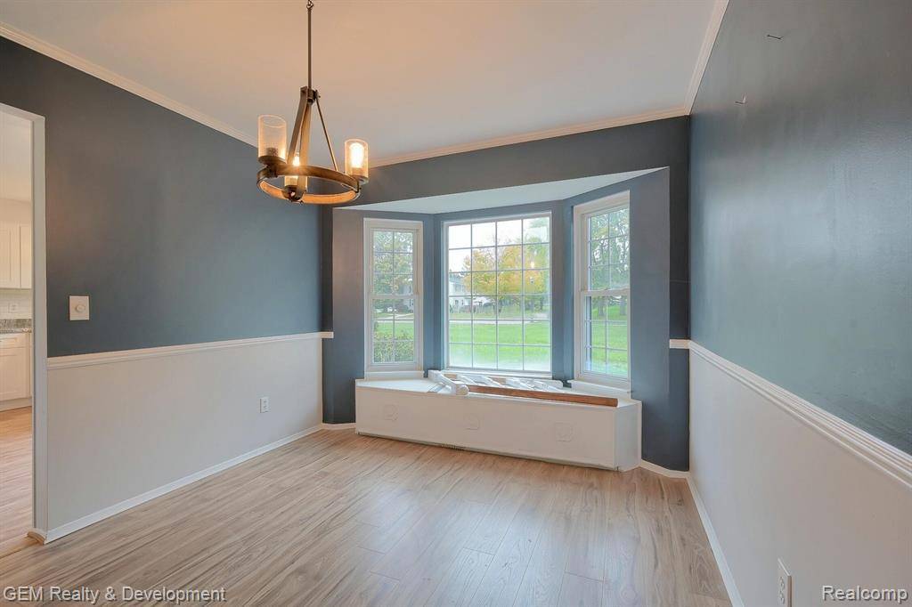 Northville, MI 48167 1980,19864 Scenic Harbour Drive
