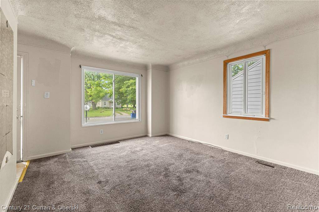 Inkster, MI 48141 2672,25960 Yale Street