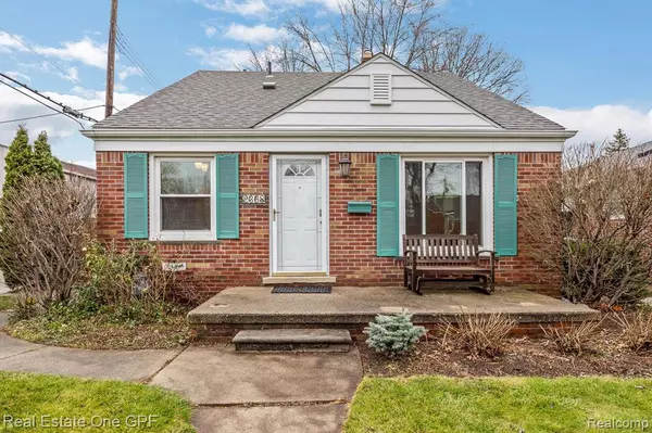 Grosse Pointe Woods, MI 48236 1910,2368 STANHOPE Street
