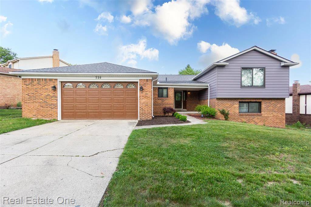 320 Antoinette Drive, Rochester Hills, MI 48309 1112