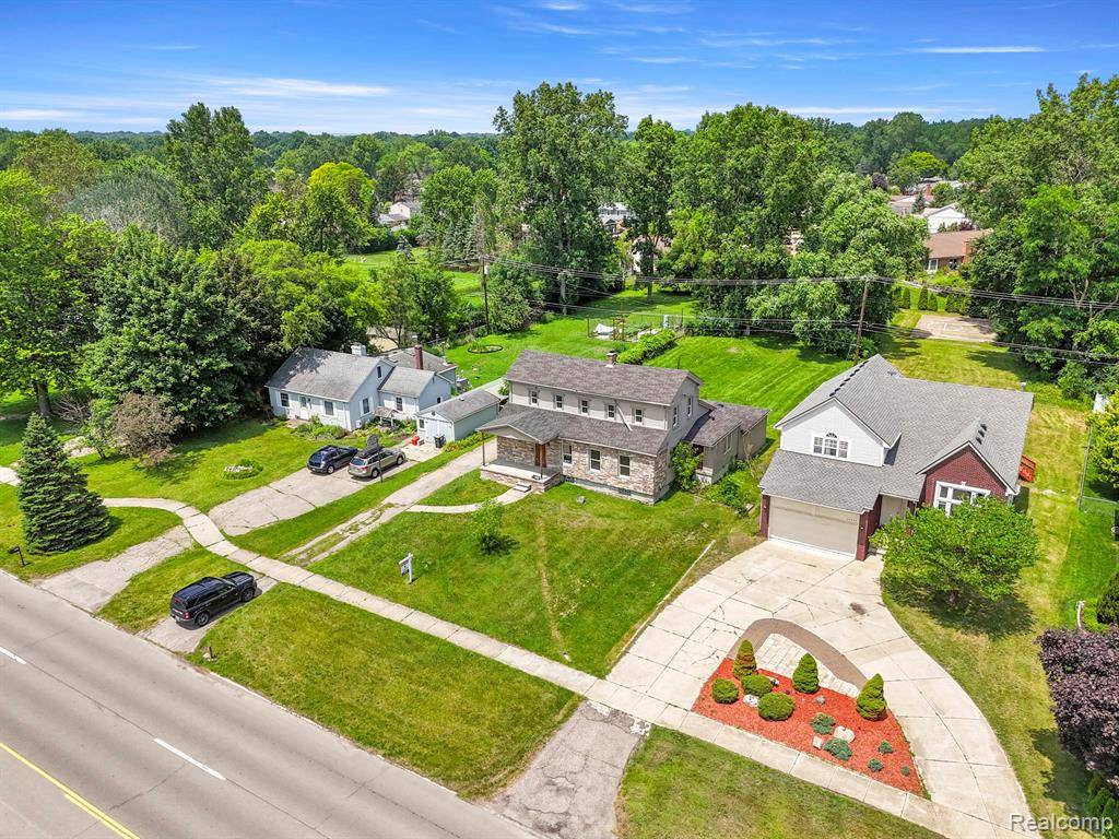 Livonia, MI 48152 3604,29950 6 Mile Road