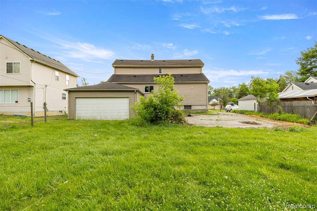 Livonia, MI 48152 3604,29950 6 Mile Road