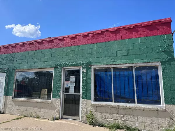 Southfield, MI 48075 5663,20854 W 8 Mile Road