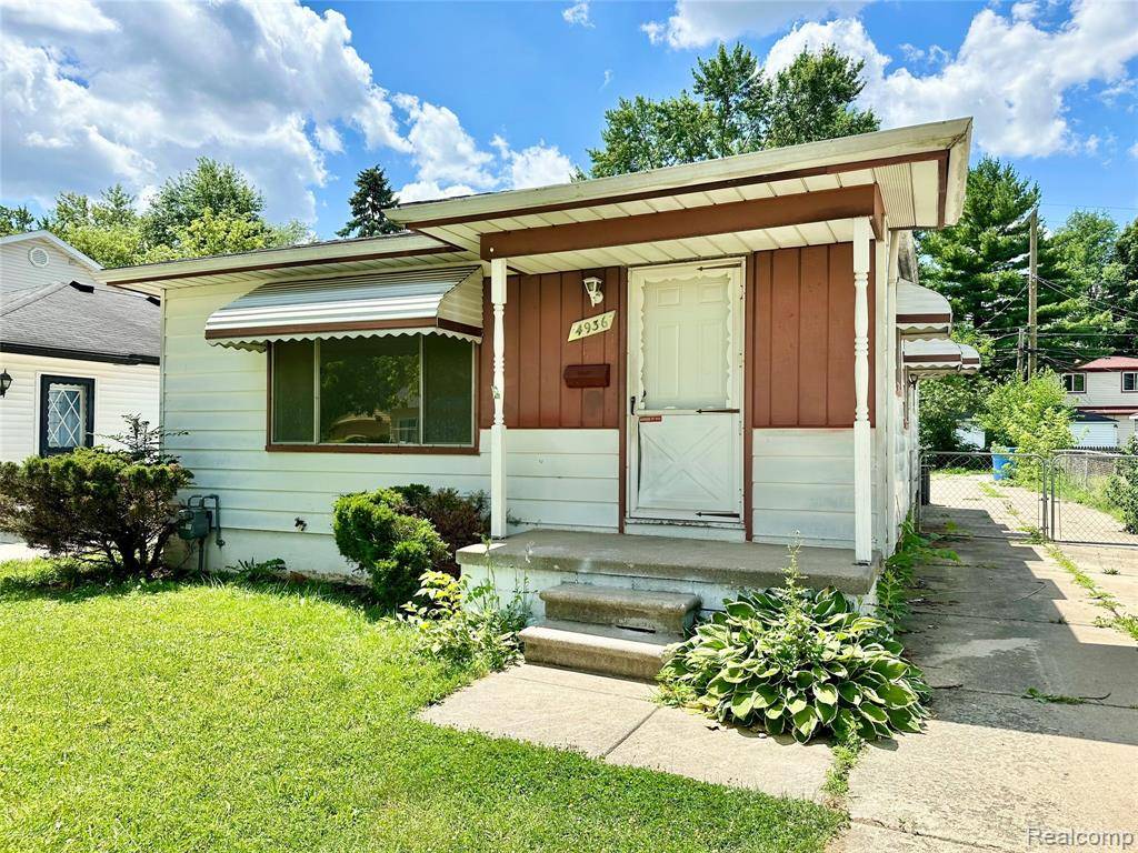 Dearborn Heights, MI 48125 2610,4936 Dudley Street