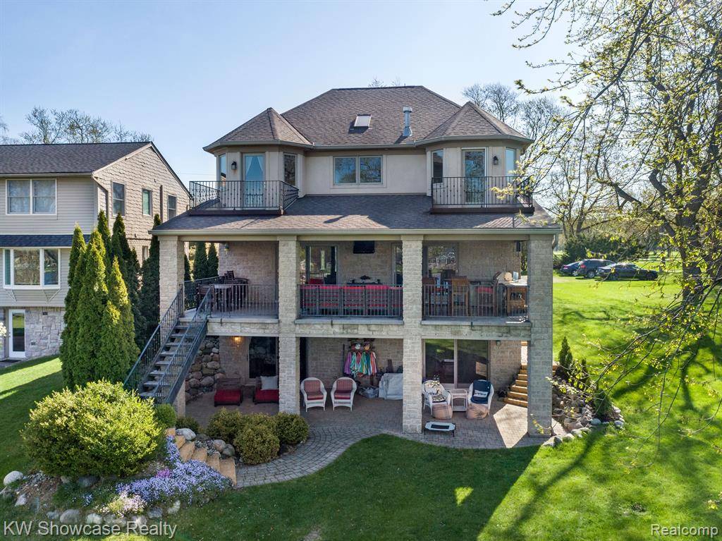 Commerce Twp, MI 48382 4429,3190 EDGEWOOD PARK Drive