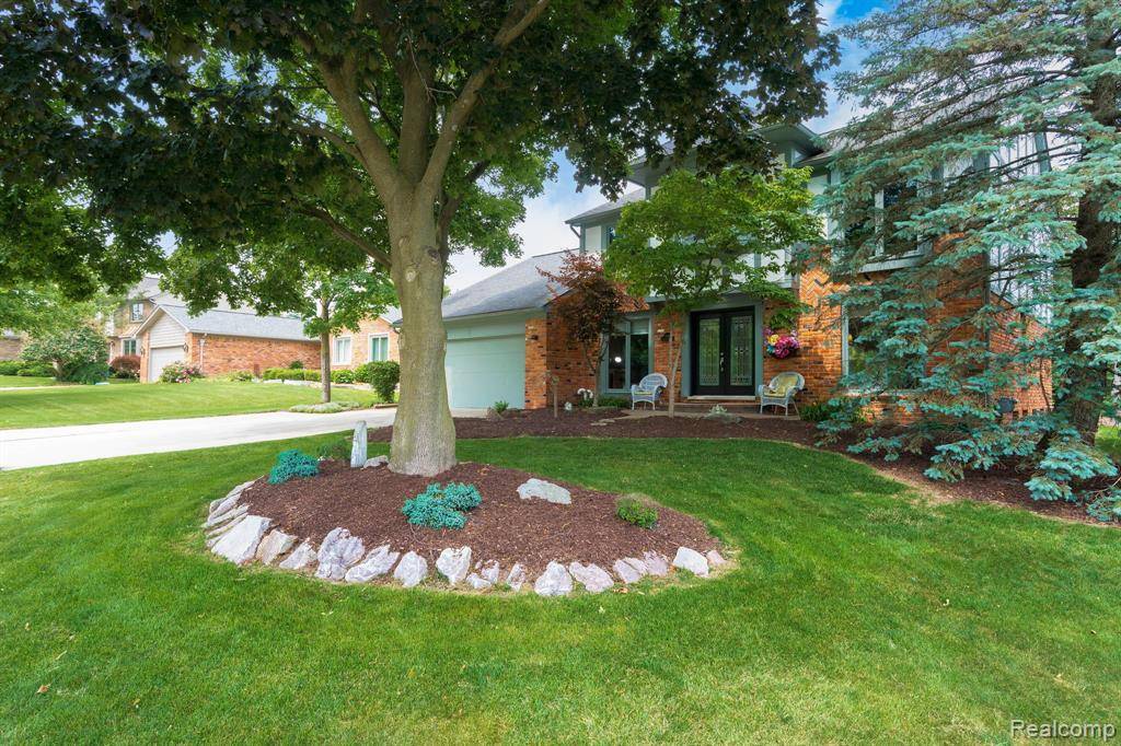 Rochester Hills, MI 48306 3657,1819 Quincy Drive