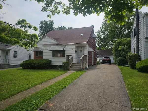 618 S Meade Street, Flint, MI 48503 2285