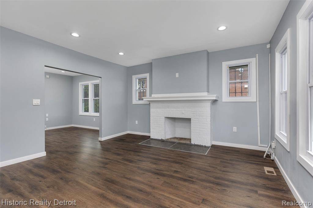 Detroit, MI 48206,3000 Sturtevant
