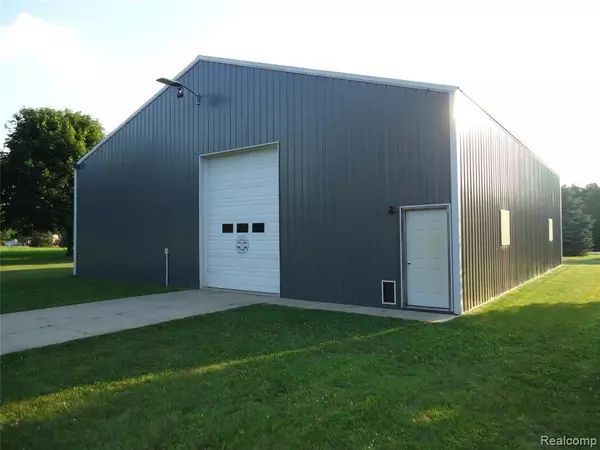 Adrian, MI 49221 8787,2933 Ashley Drive