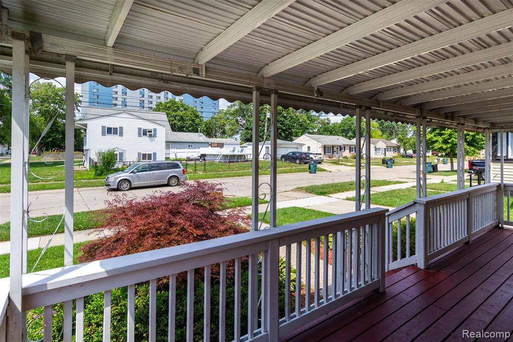 Clawson, MI 48017 1906,287 MADISON Avenue