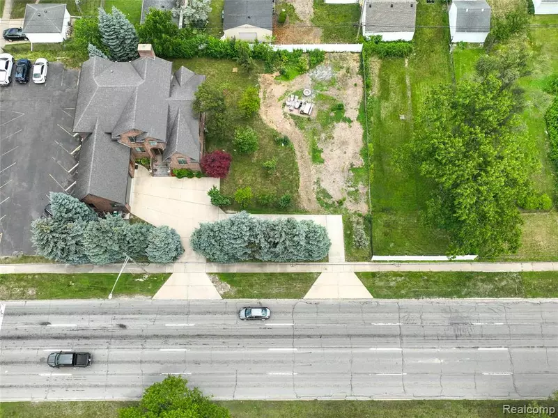 137 S Telegraph Road, Dearborn, MI 48124 1476