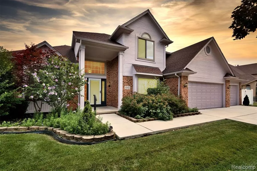 6942 Norton Drive, Troy, MI 48085 1606