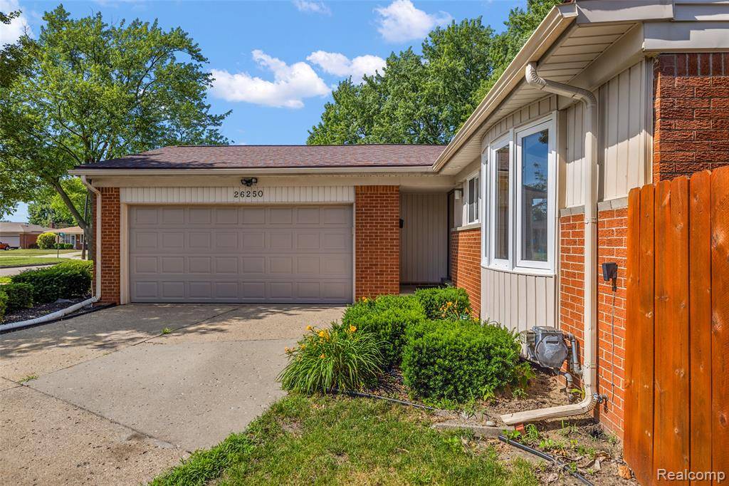 Warren, MI 48091 3977,26250 Virginia Drive
