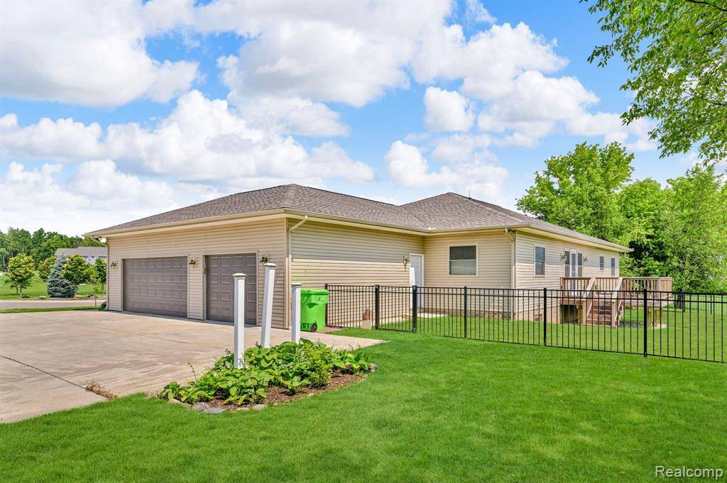 White Lake, MI 48383 3457,1295 Elliot Court