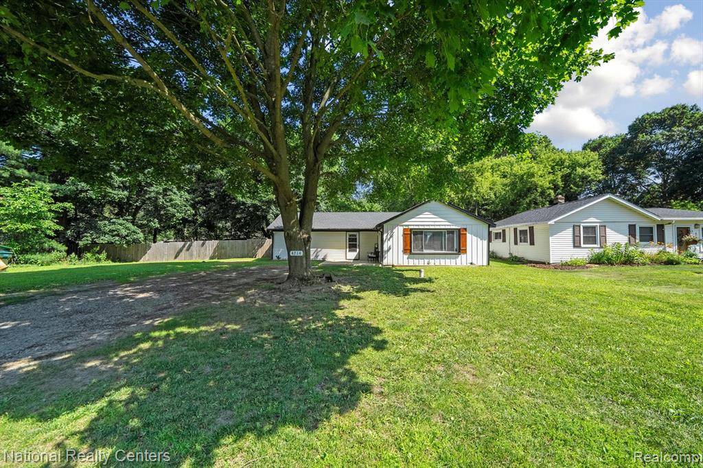 4714 Monterey Avenue, Clarkston, MI 48348 3550