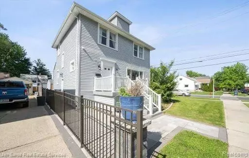 Ferndale, MI 48220 3320,375 ARDMORE Drive