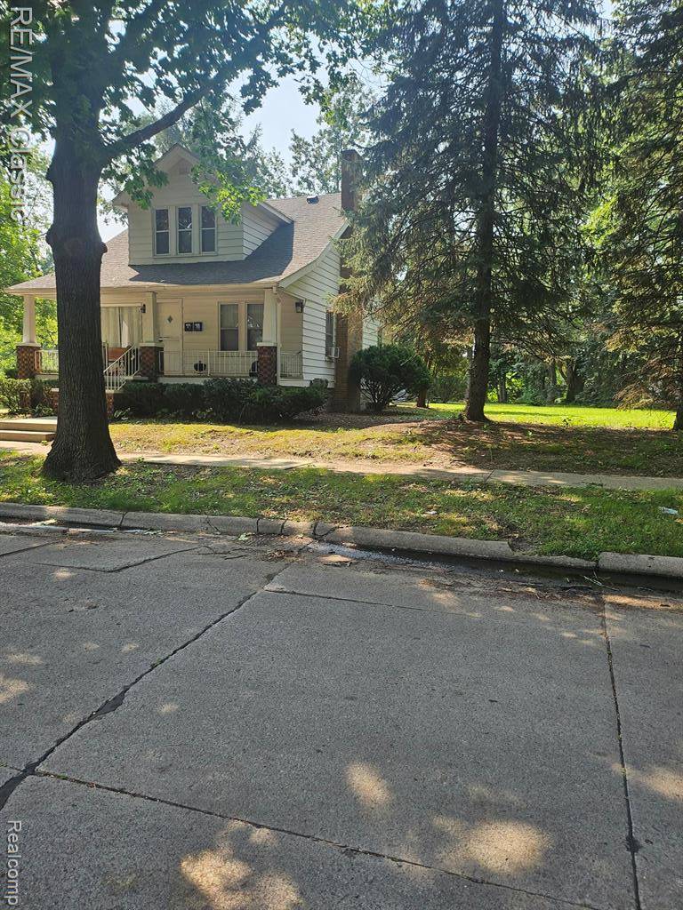 Dearborn Heights, MI 48122 1552,17951 Prospect Street