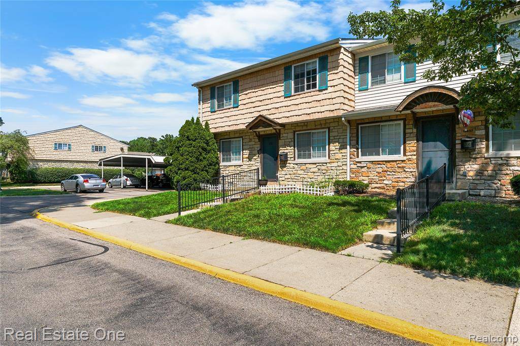 Taylor, MI 48180 4927,16435 Terrace Village Drive