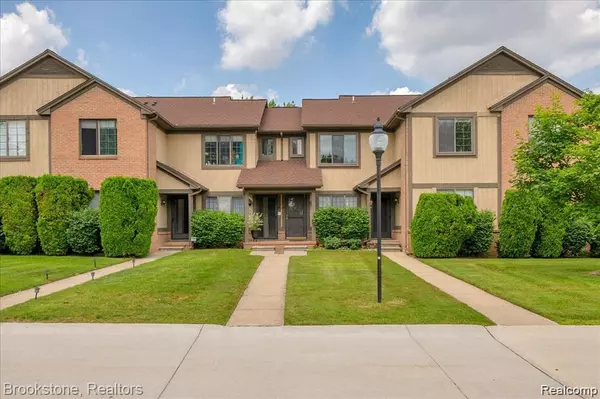 Rochester Hills, MI 48307 3081,1574 Meadow Side Drive