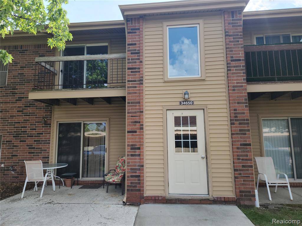 34650 Clarkson Drive, Fraser, MI 48026 3508