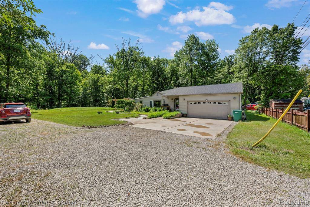 Van Buren, MI 48111 1334,45055 McBride Avenue