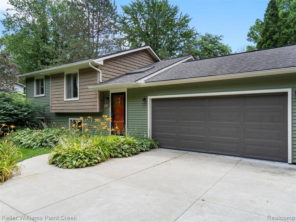 Rochester Hills, MI 48309 4351,1377 Ruby Avenue