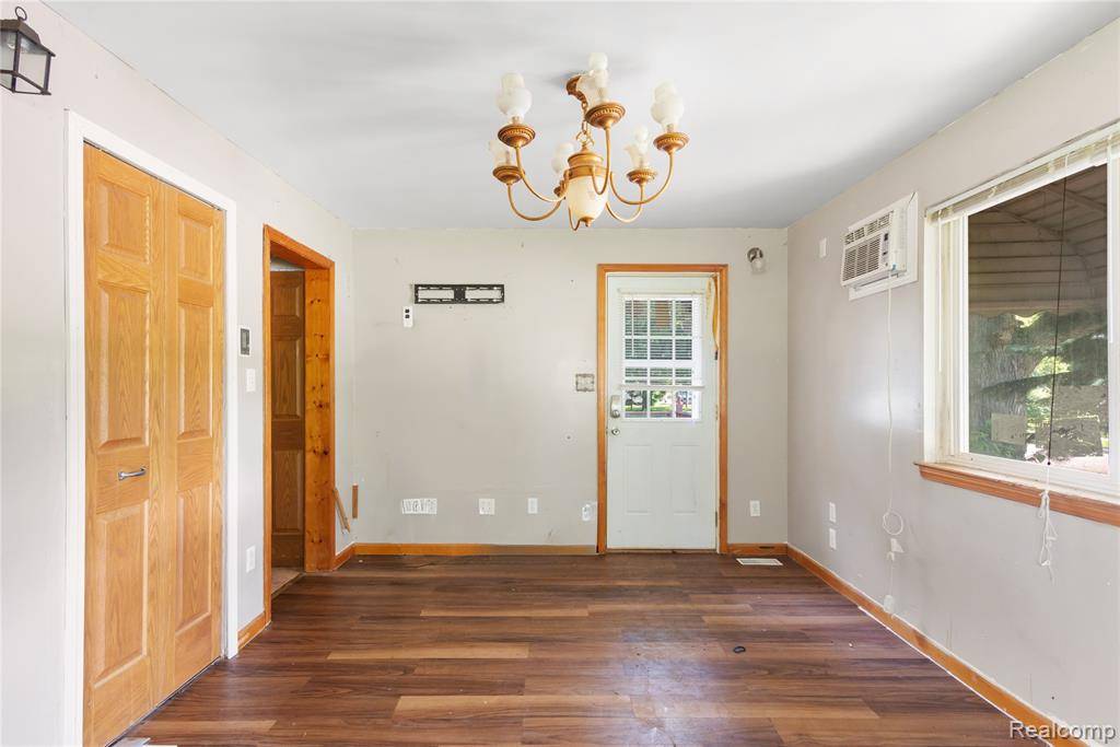 Warren, MI 48091 3645,21869 Curie Avenue