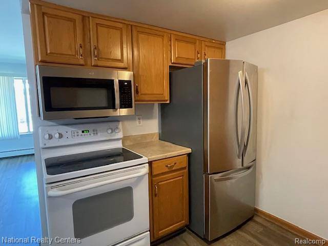 South Lyon, MI 48178,25259 Potomac Drive