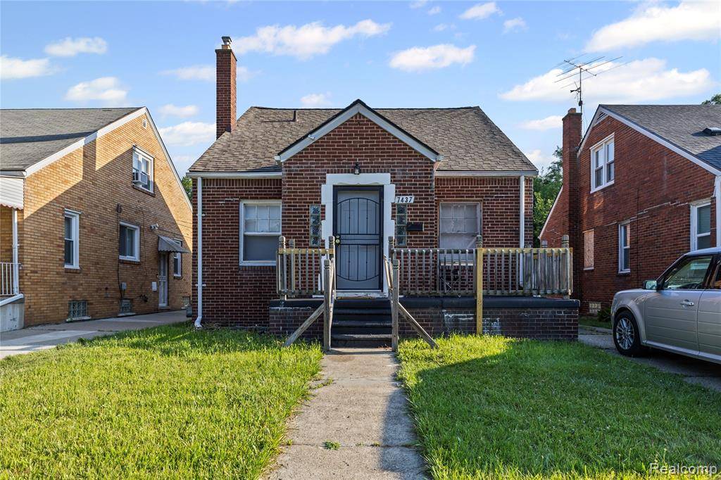 Detroit, MI 48234 3160,7437 E Robinwood Street