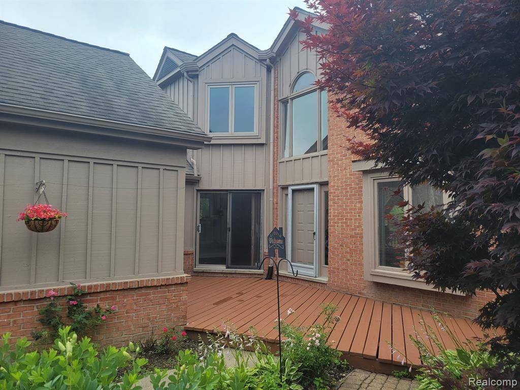 37638 Russett Drive, Farmington, MI 48331 1164