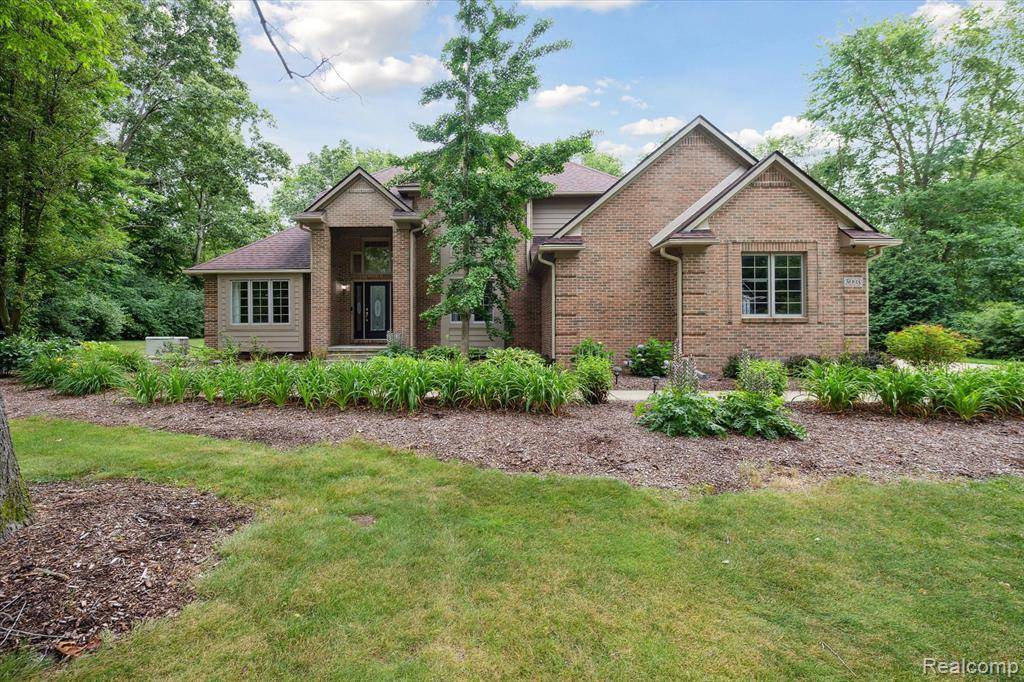 5993 Rosewood Parkway, White Lake, MI 48383 2788