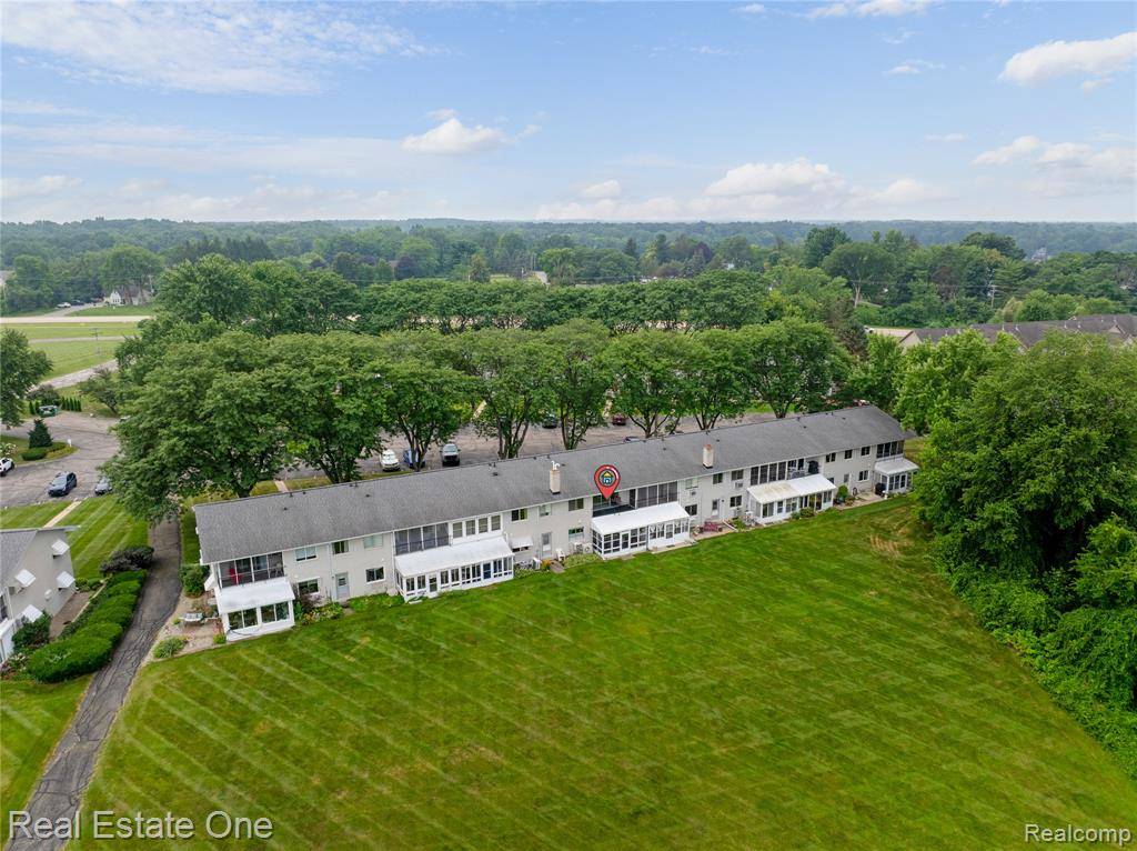 5980 ALAN Drive, Brighton, MI 48116 8344