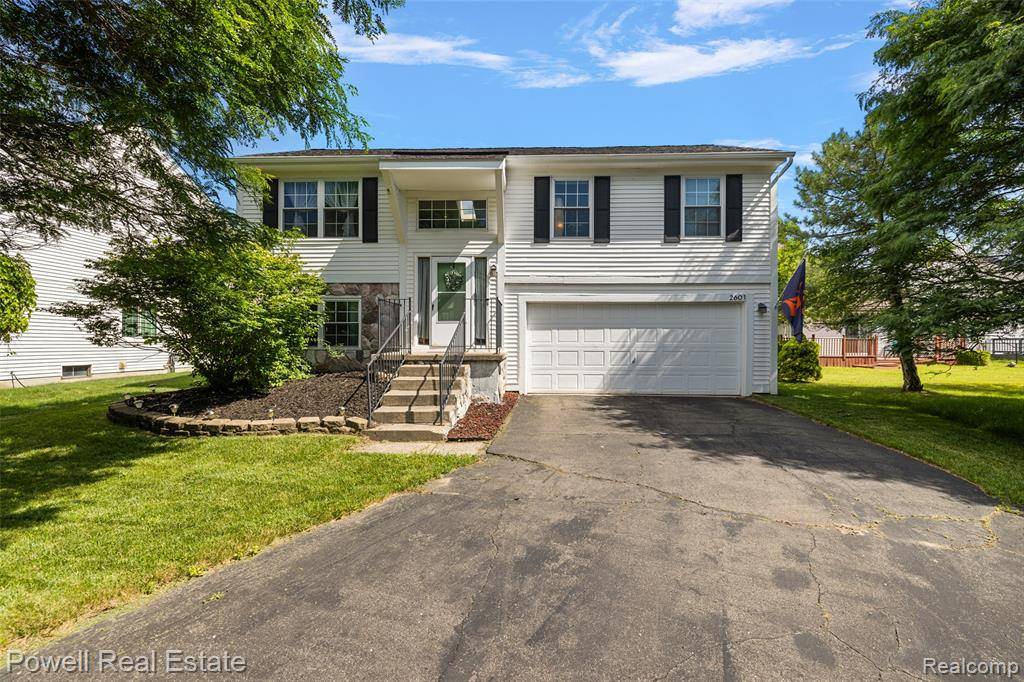 2601 Eardman Court, Westland, MI 48186 9360