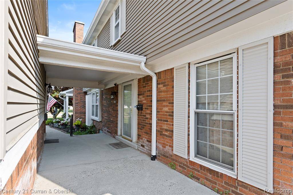 20918 W Glen Haven Circle, Novi, MI 48167 2408