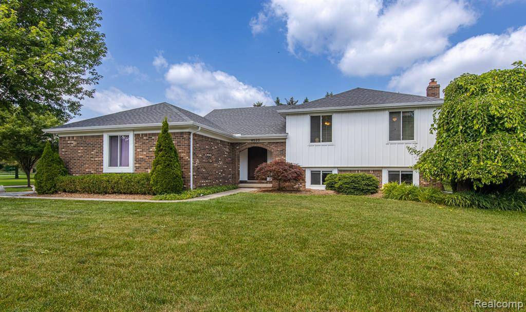 Troy, MI 48098 4406,4523 Lehigh Drive