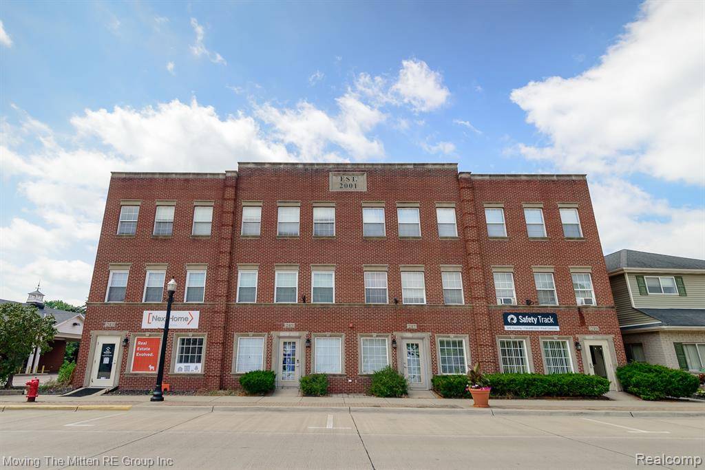 231 Main Street, Belleville, MI 48111 2643