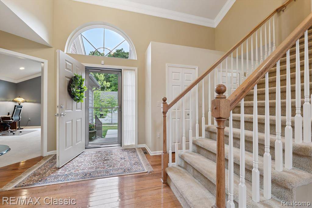 Novi, MI 48377 2350,30166 Brightwood Drive