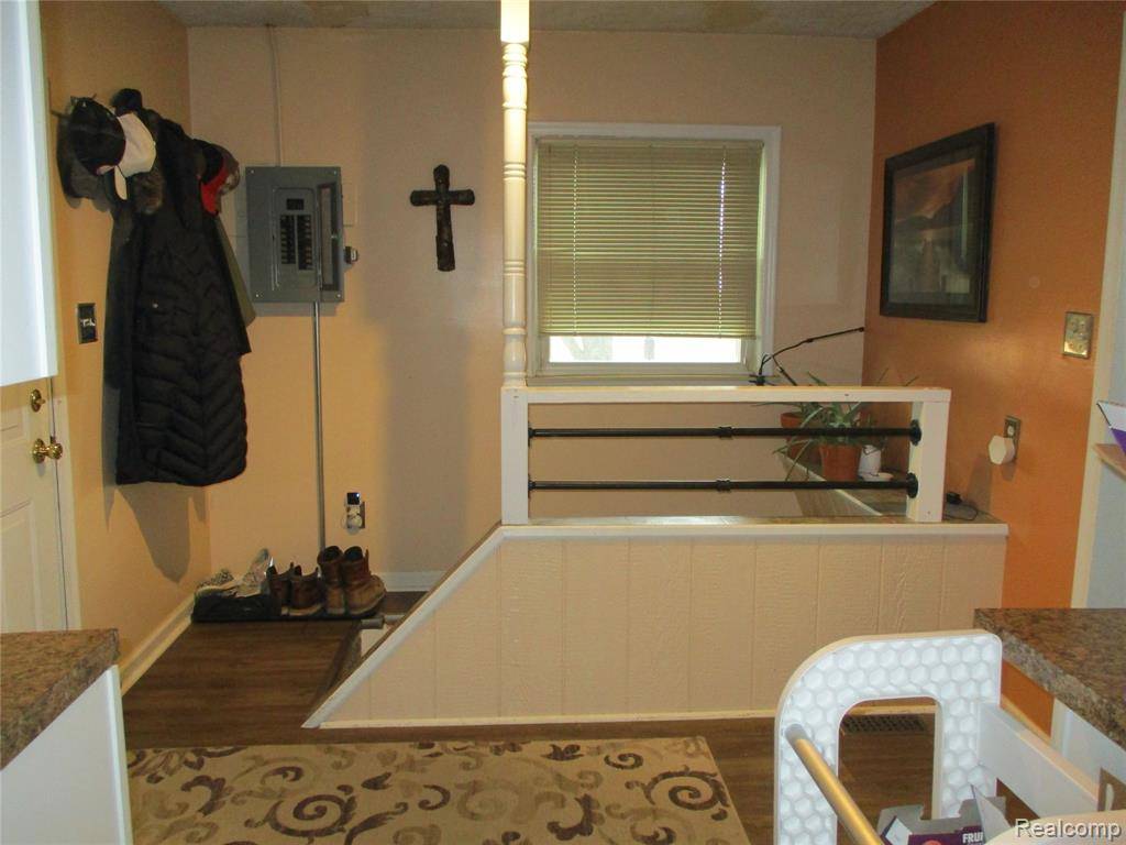 Allen Park, MI 48101 3124,17271 Hamilton Avenue