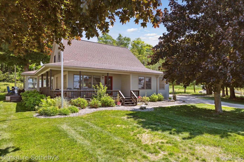 Central Lake, MI 49622 9614,4294 N East Torch Lake Drive