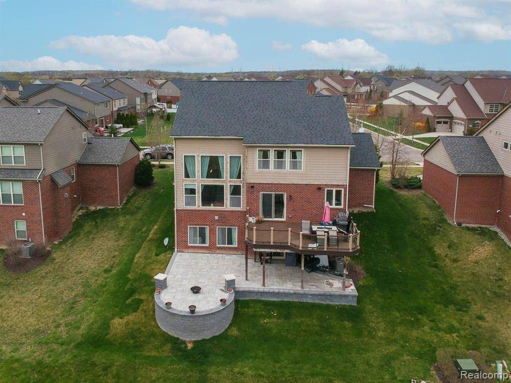 Canton, MI 48188 3488,51040 UPLAND VIEW Street
