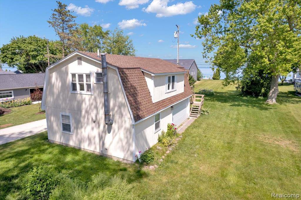 7937 Lakeview Drive, Lexington, MI 48450 9615