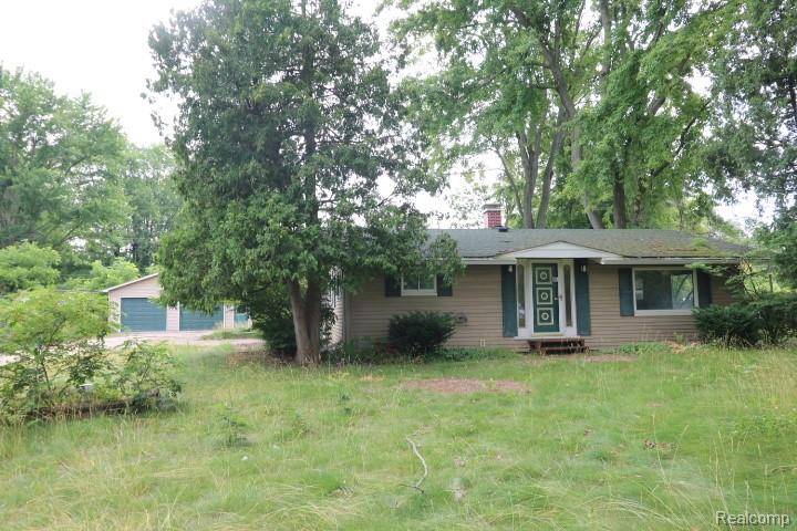 6048 N Lapeer Road, Fostoria, MI 48435 9645