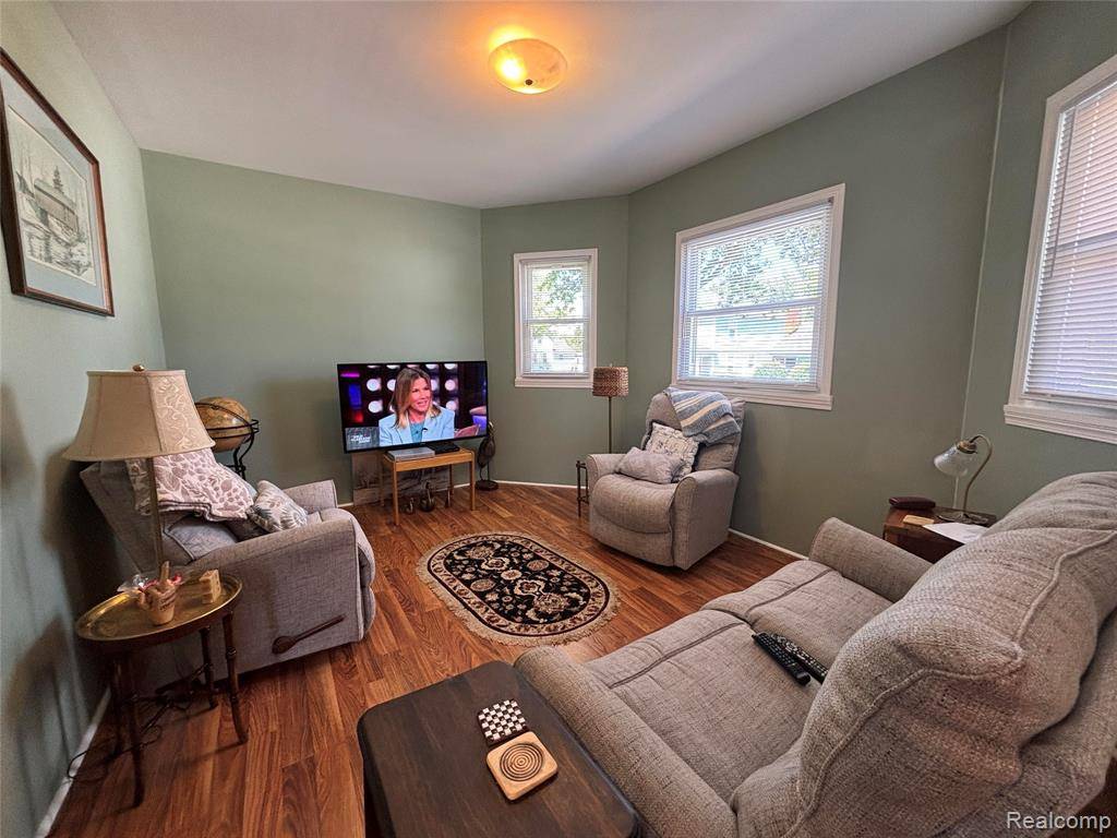 Wyandotte, MI 48192 7226,1756 2nd Street