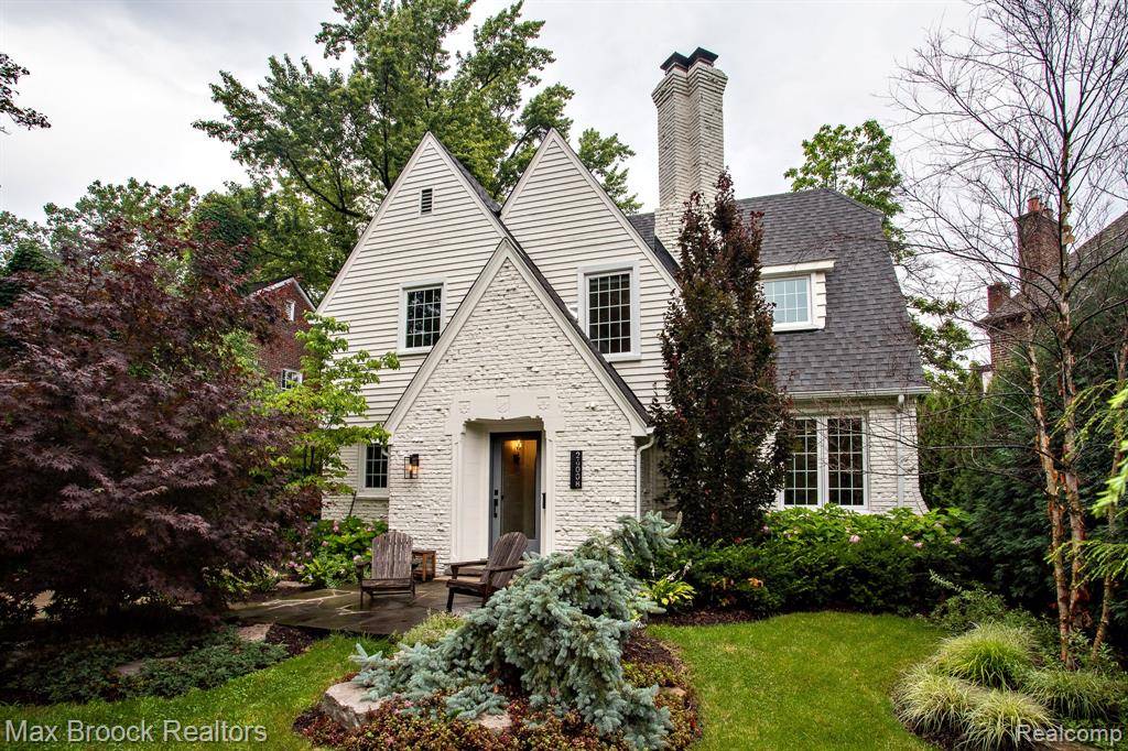 26008 Pembroke Road, Huntington Woods, MI 48070 1623