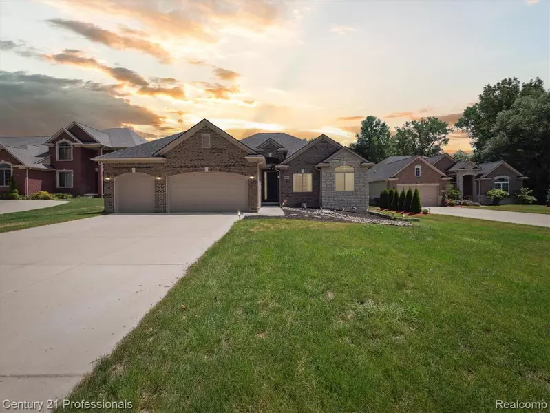 2655 Devondale Road, Rochester Hills, MI 48309 3648