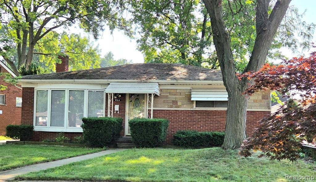 9164 Brady, Redford, MI 48239 1534