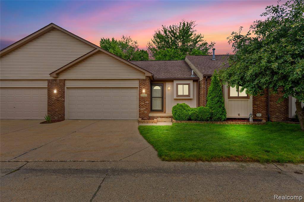 20460 Brandonwood Drive, Clinton Township, MI 48038 1434